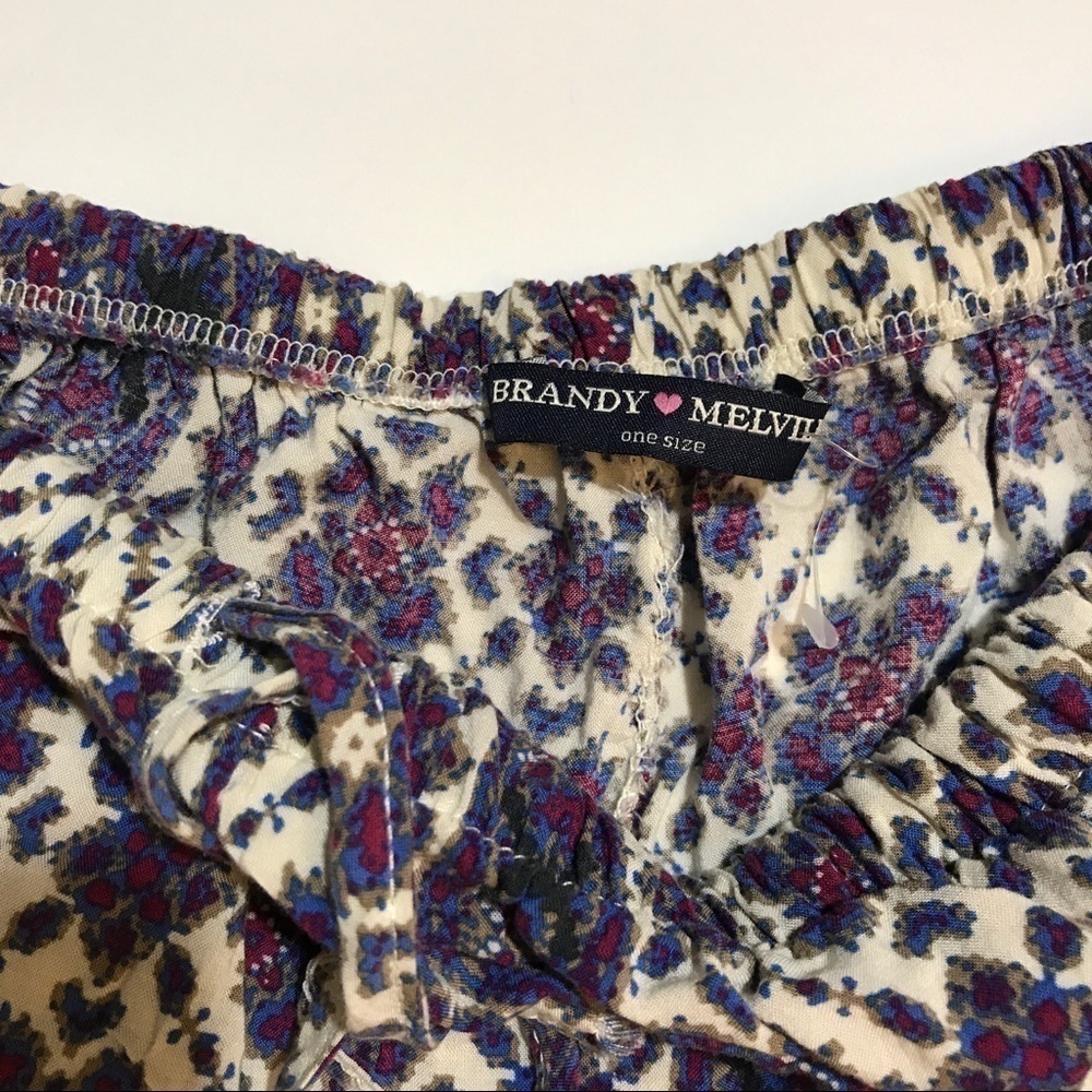Brandy Melville Boho Remi Shorts - Picture 5 of 5